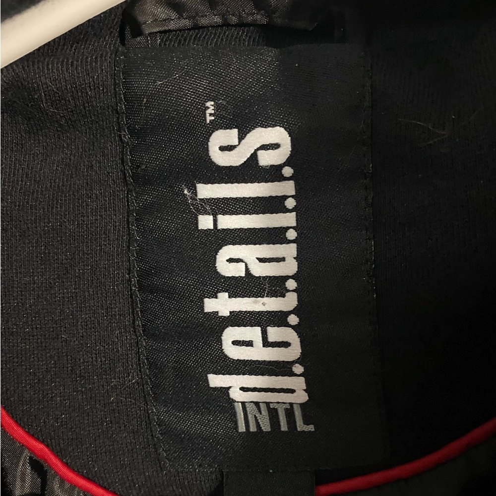 Black hooded coat - Picture 3 of 3